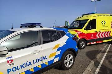Dos personas pasan apuros mientras se bañaban en la playa de San Boronón (La Garita)/TA.